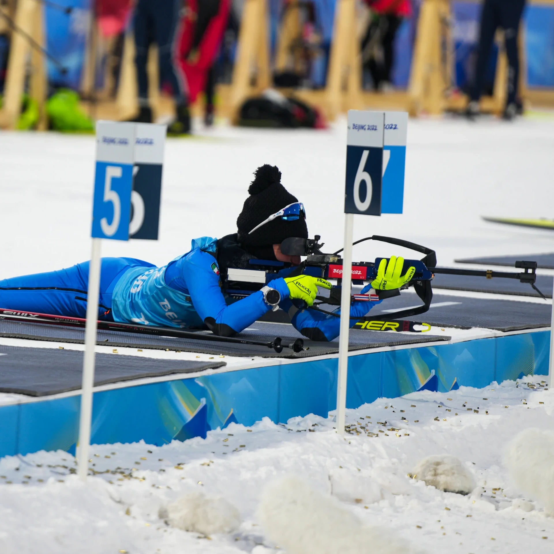 皇冠体育冬季两项赛事精彩瞬间